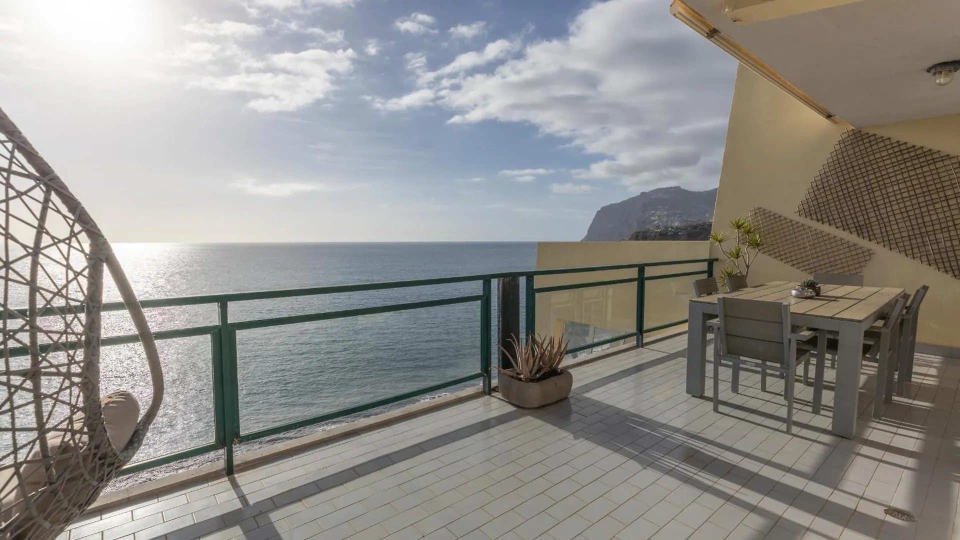 Flowers Island House 8 Infinity Funchal  0*, Funchal (Madeira)